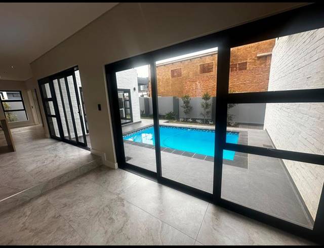 4 BEDROOM HOUSE FOR SALE IN FOUNTAINBROOK ESTATE